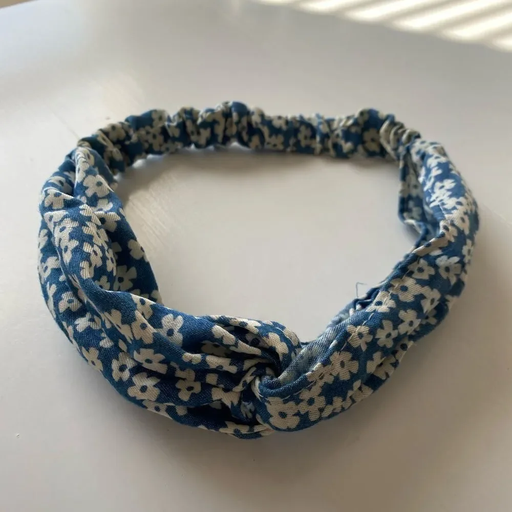 Blue and White Flower Knot Fabric Headband